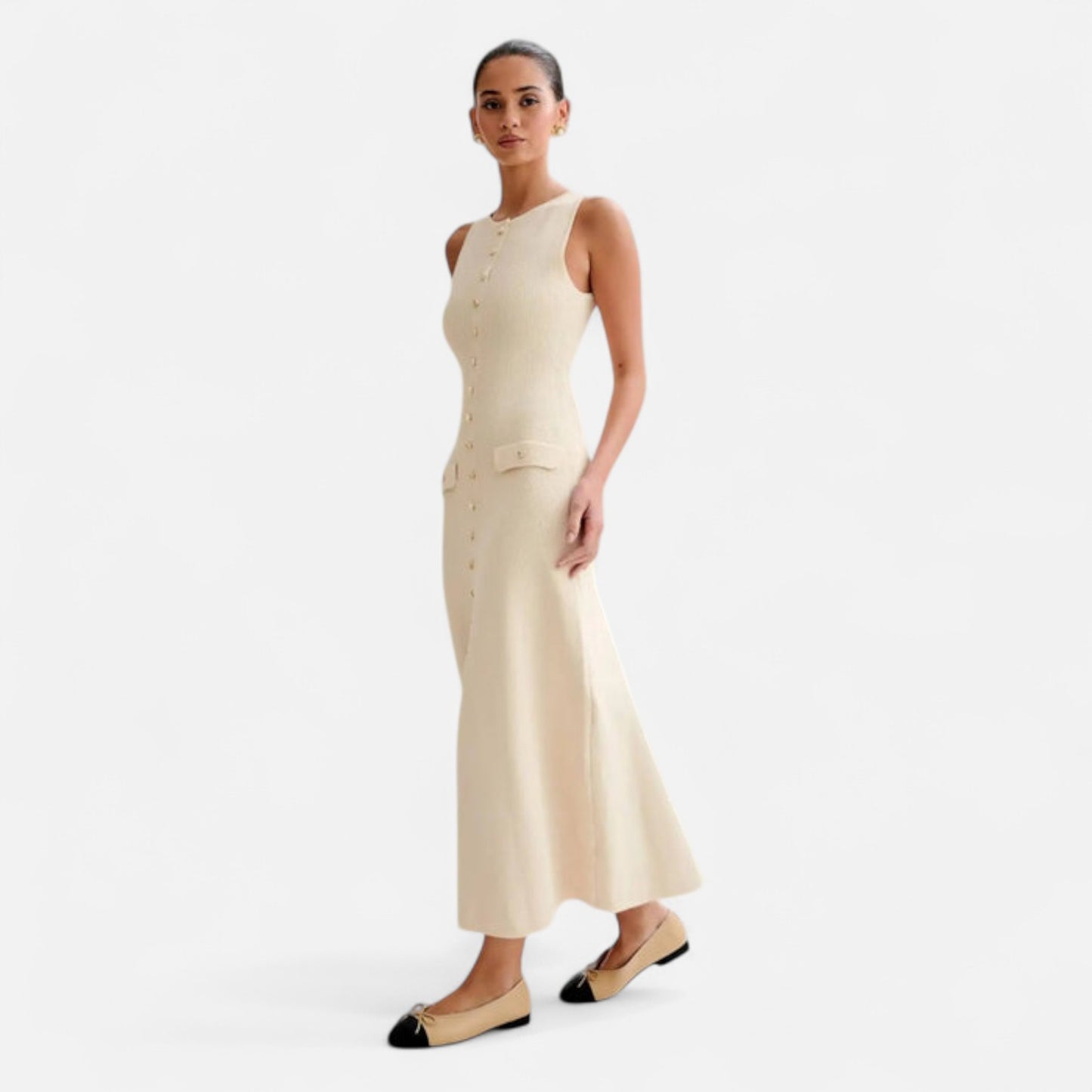 Vivellamode | Chic Old Money Sleeveless Maxi Dress – Elegant Buttoned Down Design