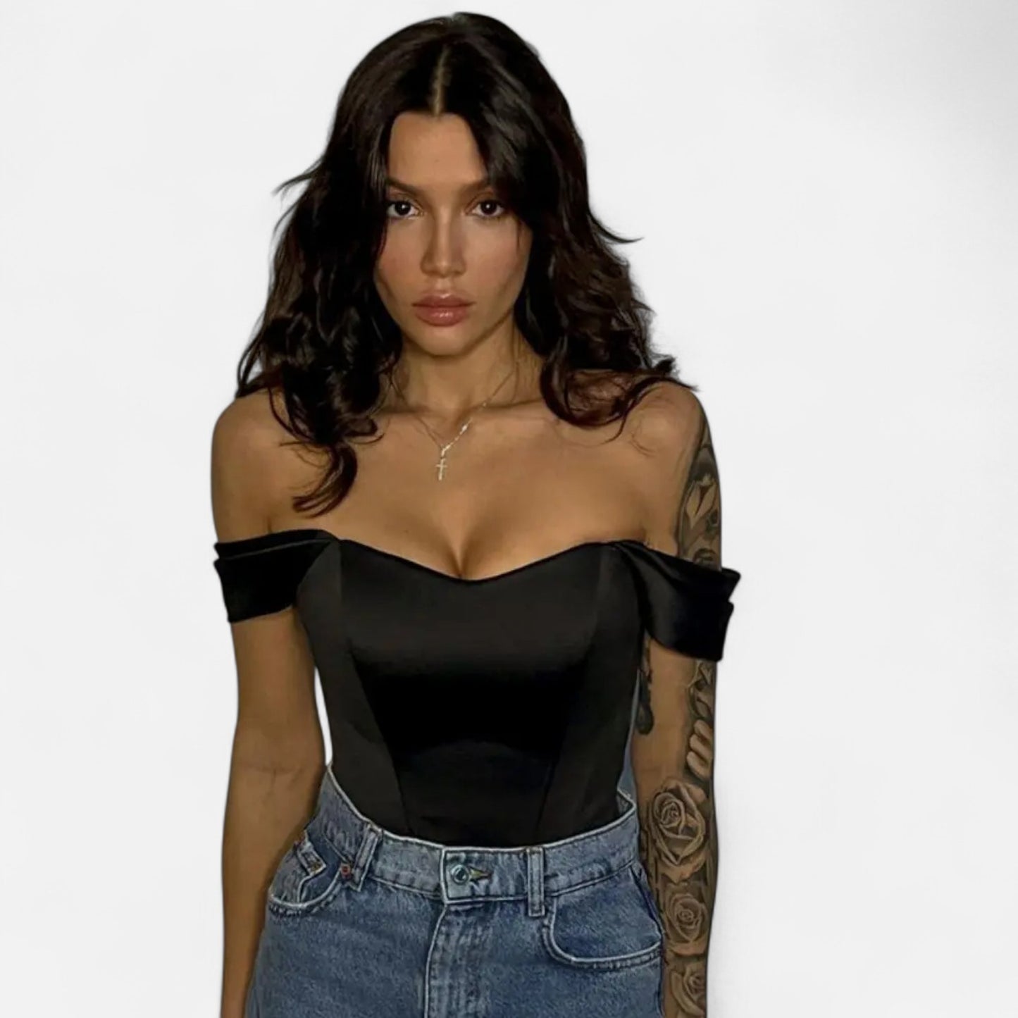 Vivellamode | Women’s Elegant Sleeveless Satin Cropped T-Shirt – Chic & Sophisticated for Every Occasion