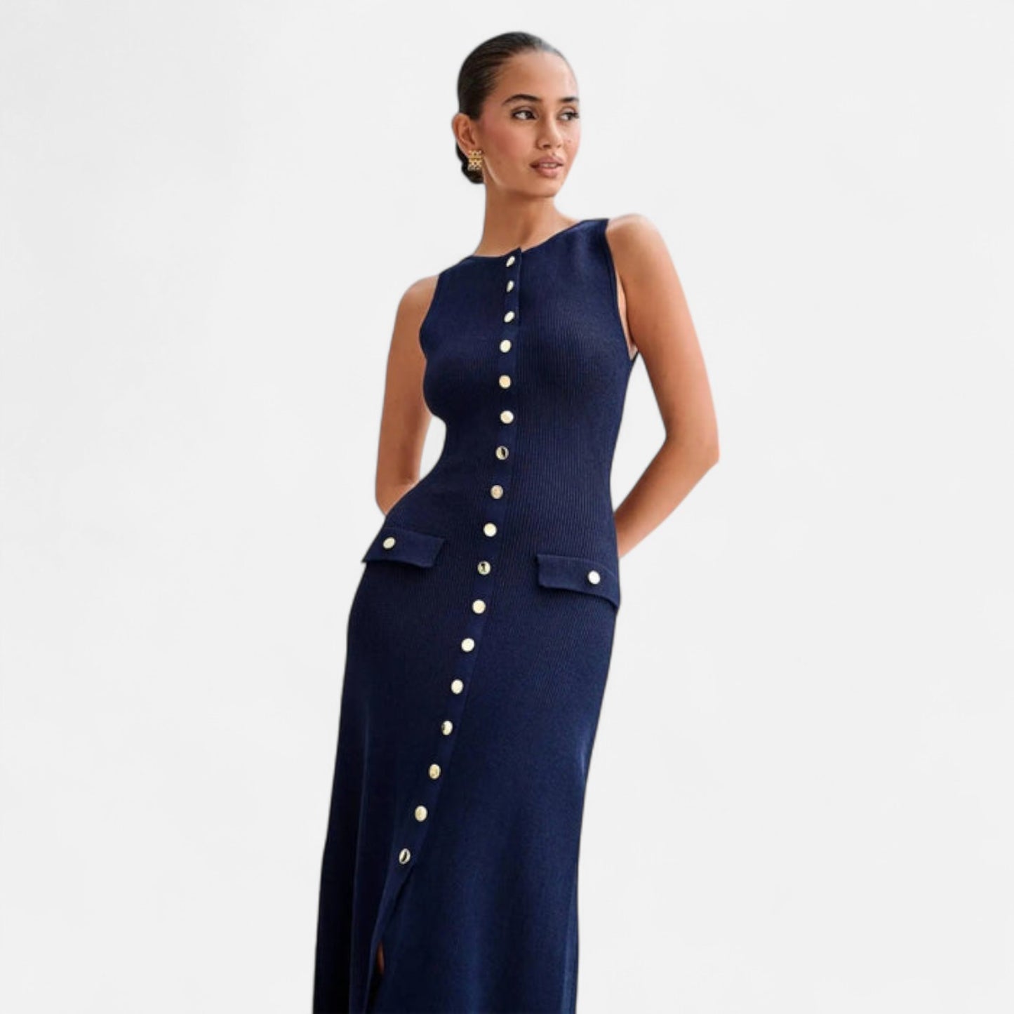 Vivellamode | Chic Old Money Sleeveless Maxi Dress – Elegant Buttoned Down Design